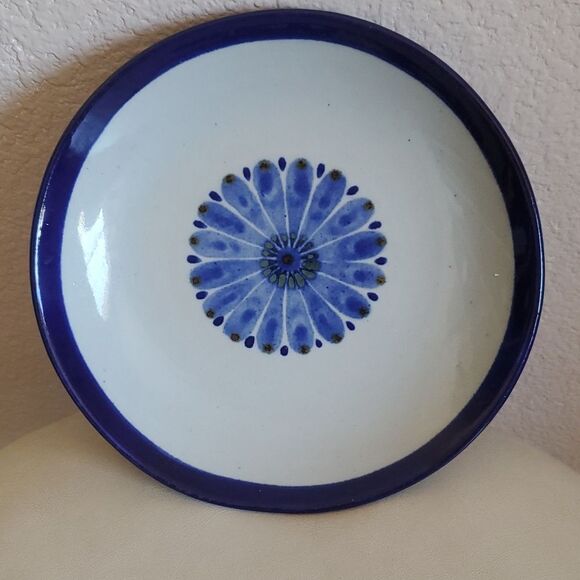 Ken Edwards VTG Tonala 8.5" Shallow Bowl El Palomar Hand Painted  Butterfly mark - Picture 2 of 7